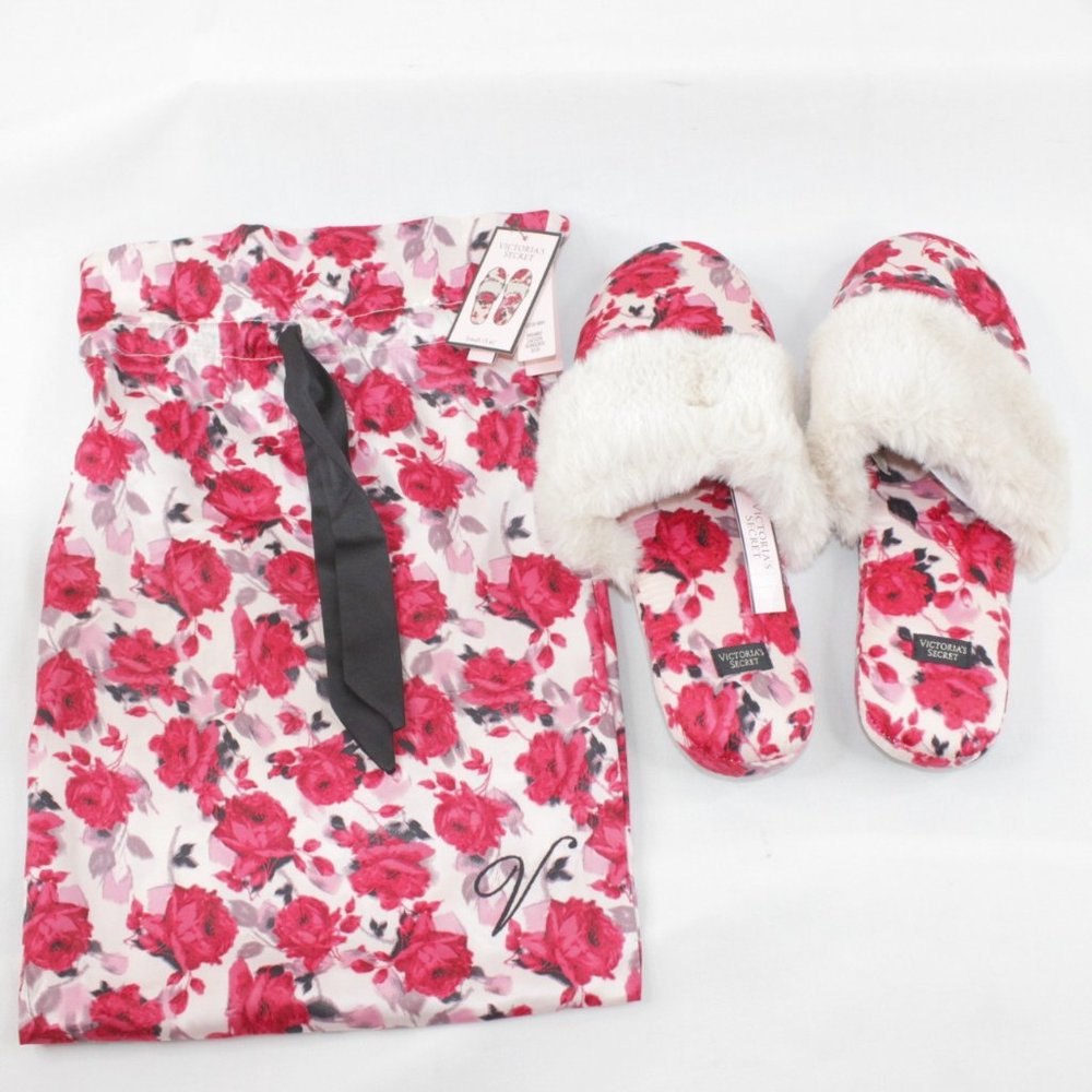 Victoria's Secret Floral Red & White Faux Fur Fuzzy Satin House Shoes Slippers S